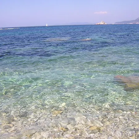 בית נופש Casa Aldo Sottobomba Beach *