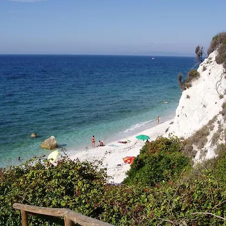 Casa Aldo Sottobomba Beach בית נופש *