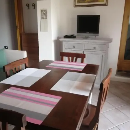 بيت للعطل Casa Aldo Sottobomba بورتوفيرّايو